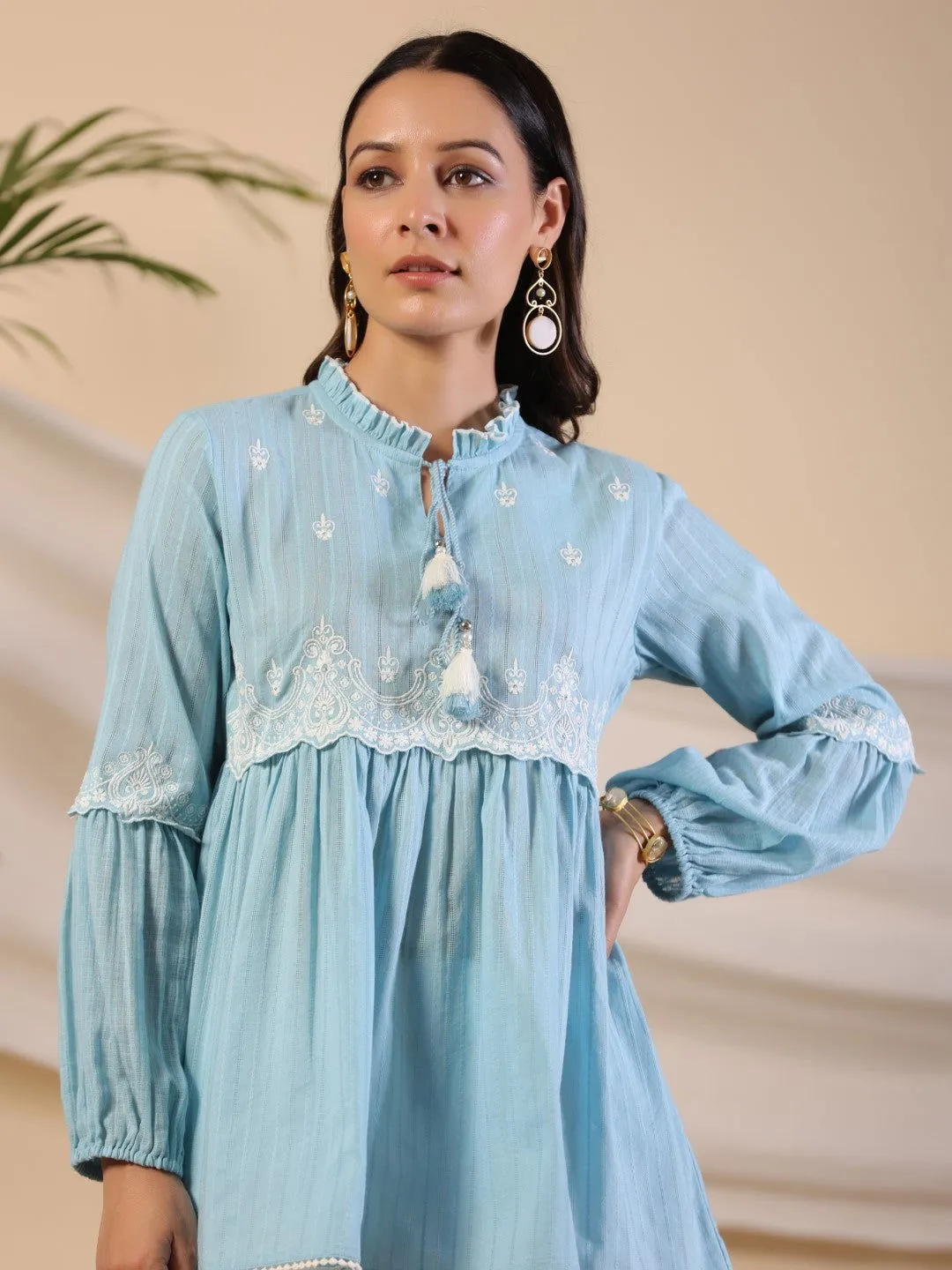 Jashvi Blue Ethnic motif Cotton Dobby Tunic with the thread embroidery