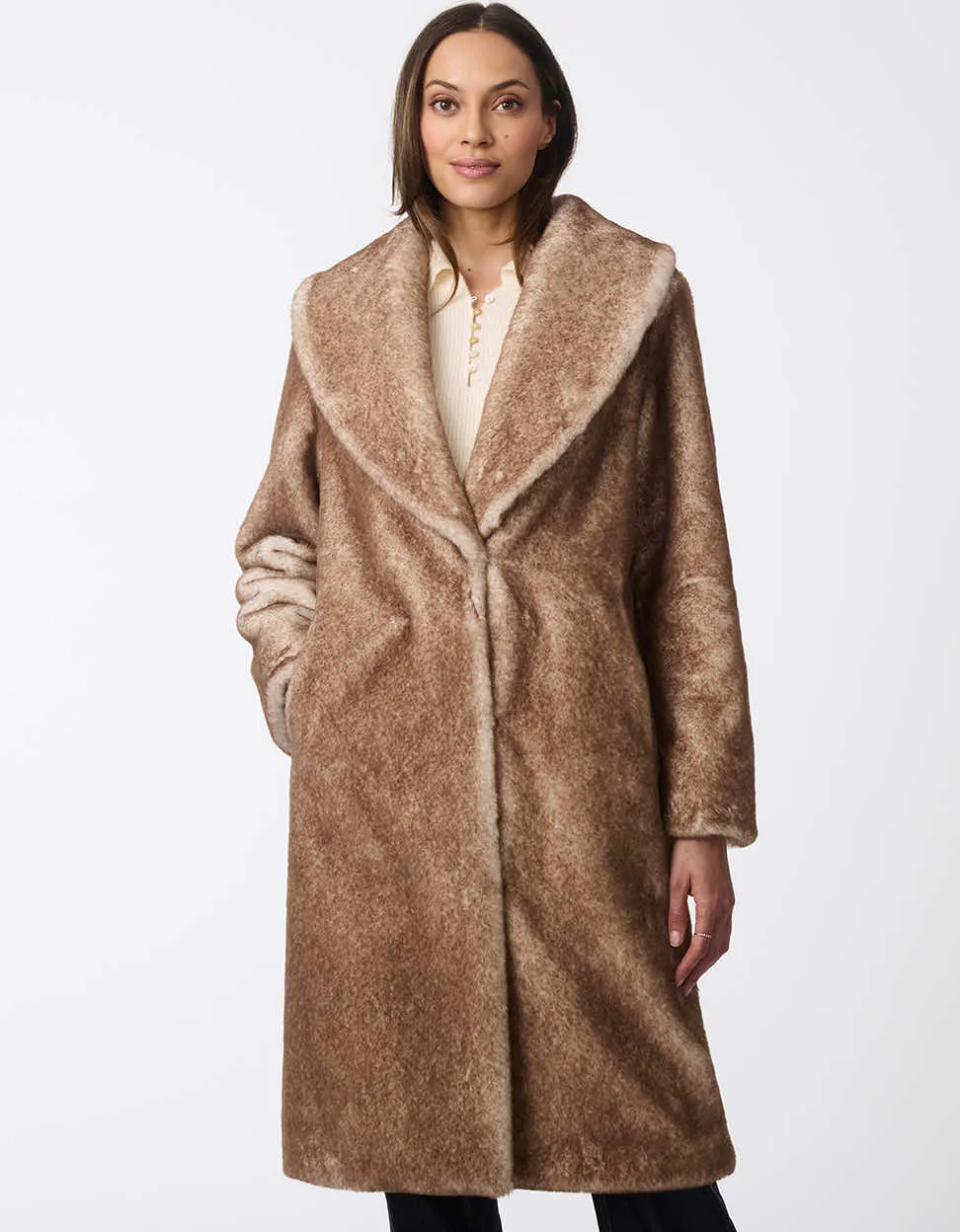 Luxe Plush Faux Fur Coat