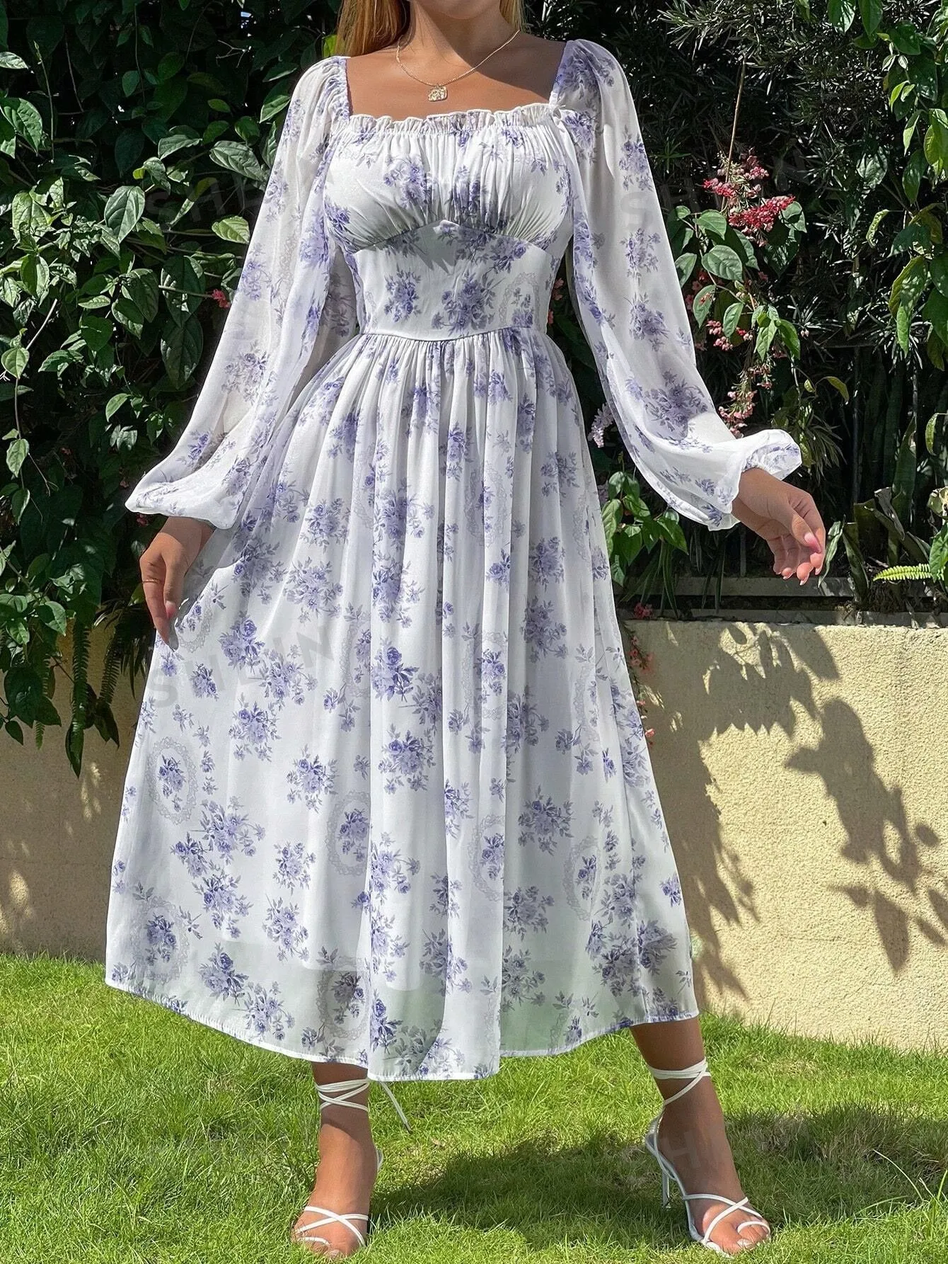 Purple Floral Lantern Sleeve Pleated Dress