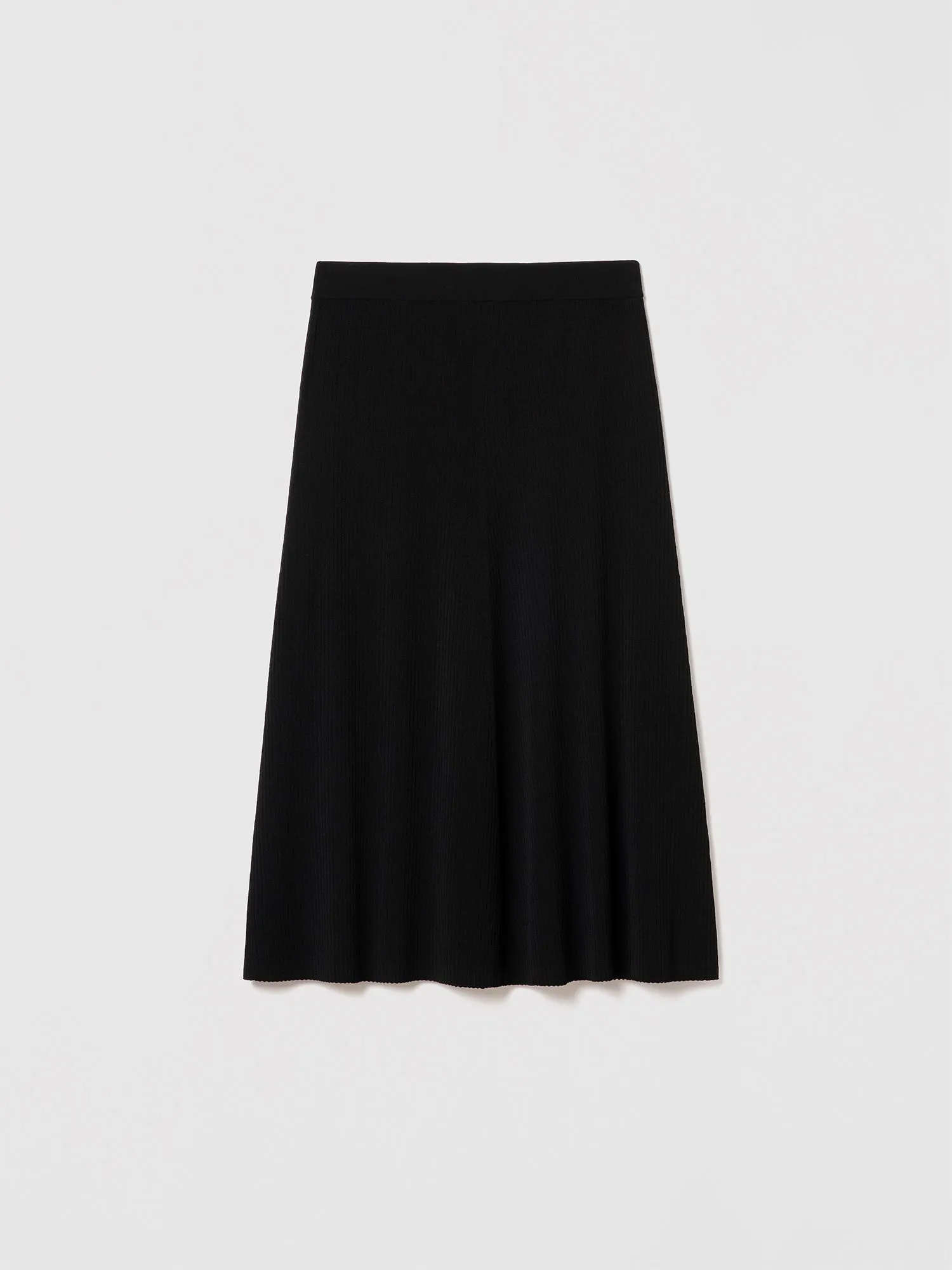 Ribbed knitted skirt